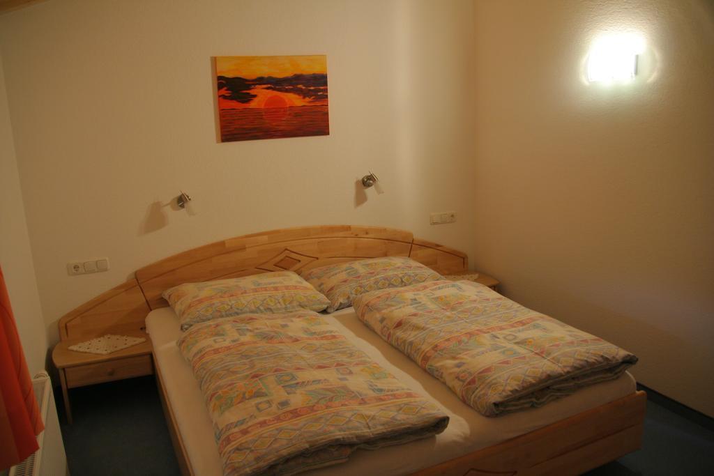 Haus Barbara Breuer Apartment Neukirchen am Grossvenediger Room photo